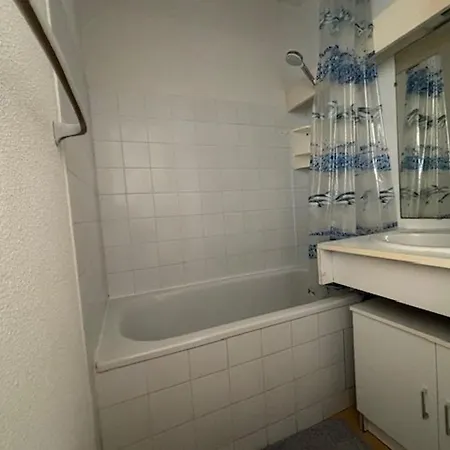 T2 A Proche Avec Parking - Fr-1-494-220 Apartment Royan